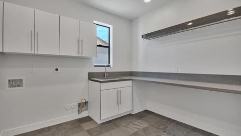 321 E Claremont St, Phoenix, AZ 85012 photo 33