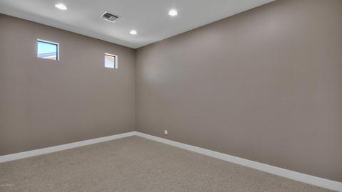 321 E Claremont St, Phoenix, AZ 85012 photo 27