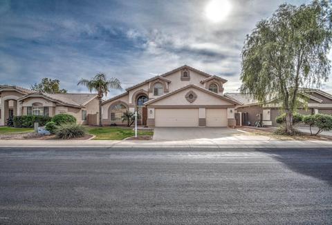 1815 E Pinto Dr, Gilbert, AZ 85296 photo 1