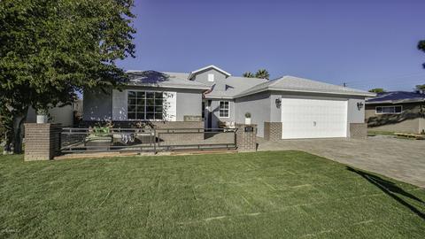 4138 E Avalon Dr, Phoenix, AZ 85018 photo 4
