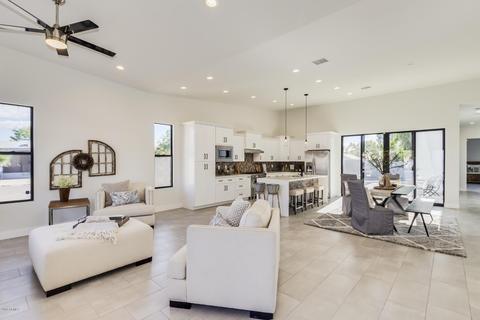 1441 E Clarendon Ave, Phoenix, AZ 85014 photo 7