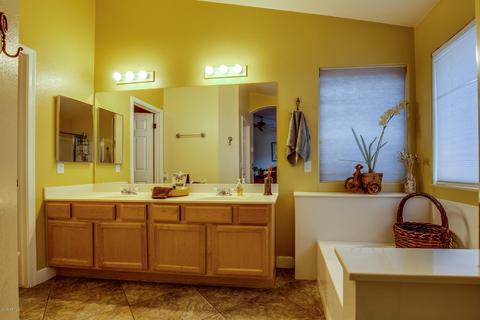 1630 E Runion Dr, Phoenix, AZ 85024 photo 22