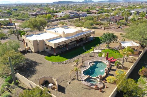 726 W Briles Rd, Phoenix, AZ 85085 photo 1