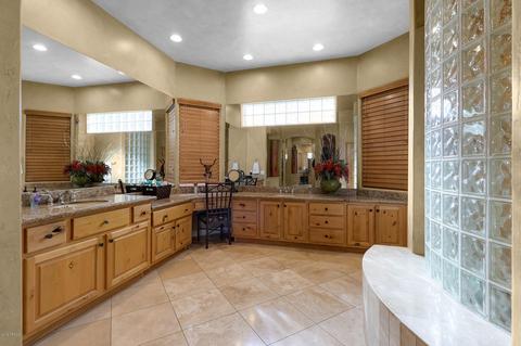 726 W Briles Rd, Phoenix, AZ 85085 photo 35