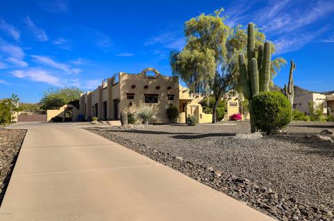 726 W Briles Rd, Phoenix, AZ 85085 photo 3