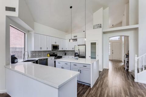 726 E Irma Ln, Phoenix, AZ 85024 photo 3