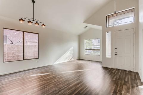 726 E Irma Ln, Phoenix, AZ 85024 photo 12