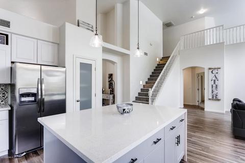 726 E Irma Ln, Phoenix, AZ 85024 photo 1