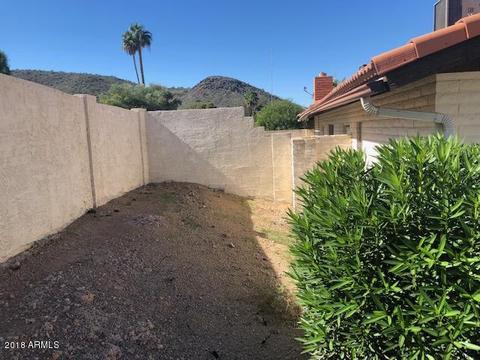 239 E Dahlia Dr, Phoenix, AZ 85022 photo 1
