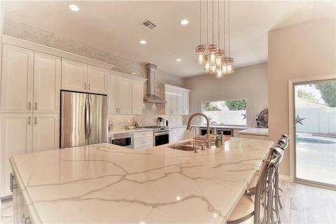 4121 E Mercer Ln, Phoenix, AZ 85028 photo 2