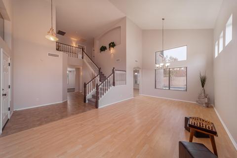 1068 S Roca St, Gilbert, AZ 85296 photo 3