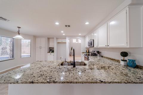 1068 S Roca St, Gilbert, AZ 85296 photo 8