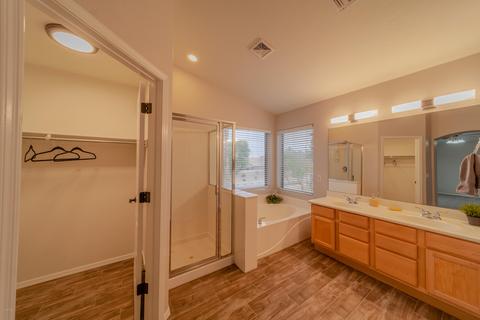 1068 S Roca St, Gilbert, AZ 85296 photo 16