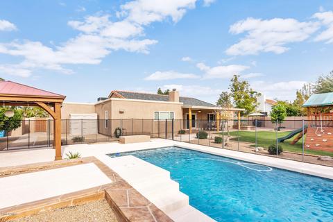 4415 E Waltann Ln, Phoenix, AZ 85032 photo 25
