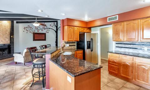 4415 E Waltann Ln, Phoenix, AZ 85032 photo 12
