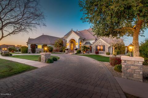 3226 E Huber Cir, Mesa, AZ 85213 photo 2