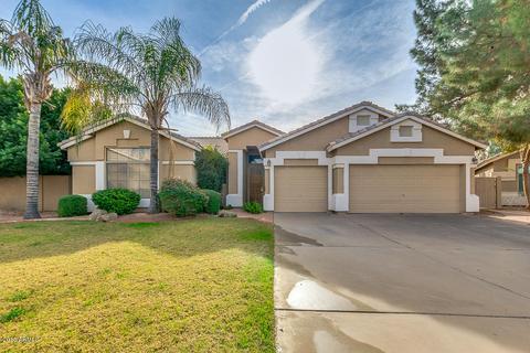 785 S Peppertree Dr, Gilbert, AZ 85296 photo 1