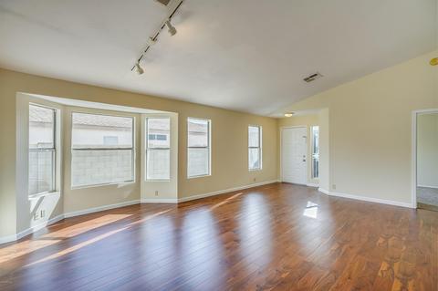 3610 W Camino Del Rio, Glendale, AZ 85310