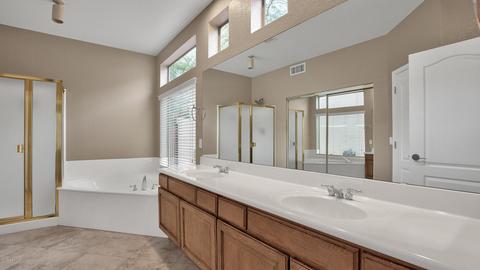 424 E Brookwood Ct, Phoenix, AZ 85048 photo 22