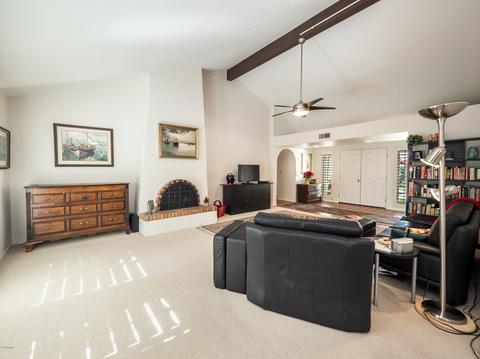 29 E Butler Dr, Phoenix, AZ 85020 photo 5