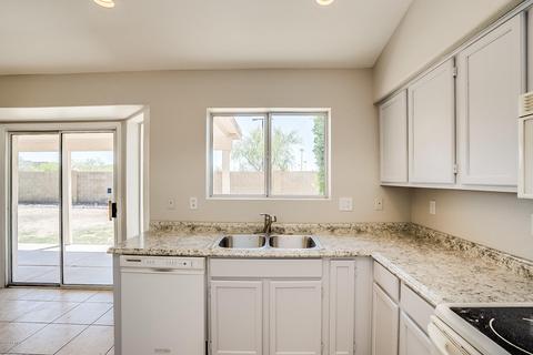2215 E Sherri Dr, Gilbert, AZ 85296 photo 6