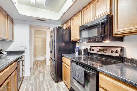 845 E Michelle Dr, Phoenix, AZ 85022 photo 8