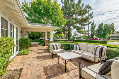 3728 E Highland Ave, Phoenix, AZ 85018 photo 9