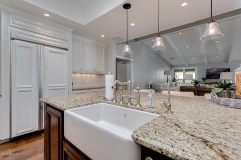 3728 E Highland Ave, Phoenix, AZ 85018 photo 18