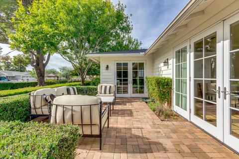 3728 E Highland Ave, Phoenix, AZ 85018 photo 8