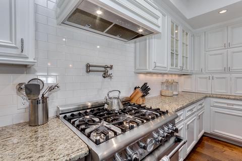 3728 E Highland Ave, Phoenix, AZ 85018 photo 17