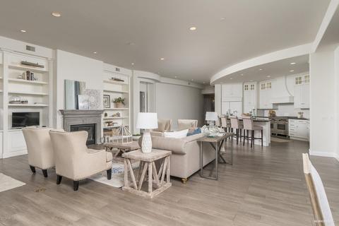 2 Biltmore Est #213, Phoenix, AZ 85016 photo 13