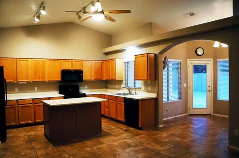 1379 W 14th Ave, Apache Junction, AZ 85120 photo 3