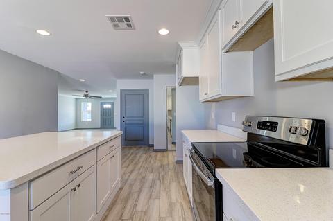 5962 W Mitchell Dr, Phoenix, AZ 85033 photo 9
