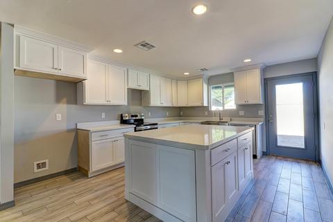 5962 W Mitchell Dr, Phoenix, AZ 85033 photo 6