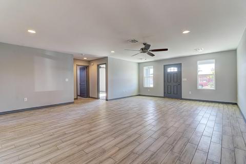 5962 W Mitchell Dr, Phoenix, AZ 85033 photo 4