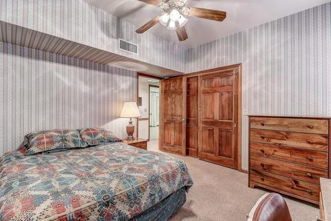 3902 E Mountain View Rd, Phoenix, AZ 85028 photo 55