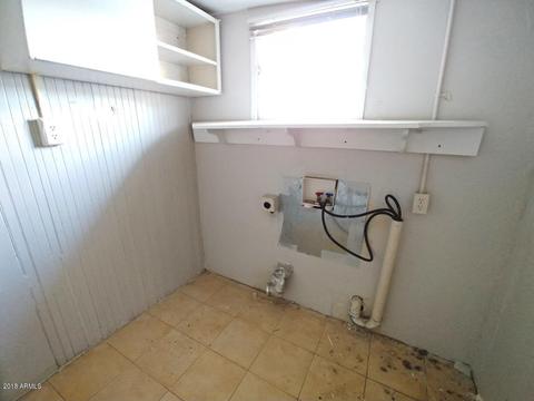 325 E Flower St, Phoenix, AZ 85012 photo 8