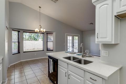 1636 E Alicia Dr, Phoenix, AZ 85042 photo 12
