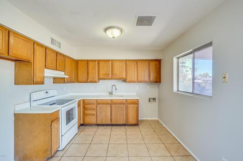 802 N 95th Pl, Mesa, AZ 85207 photo 2