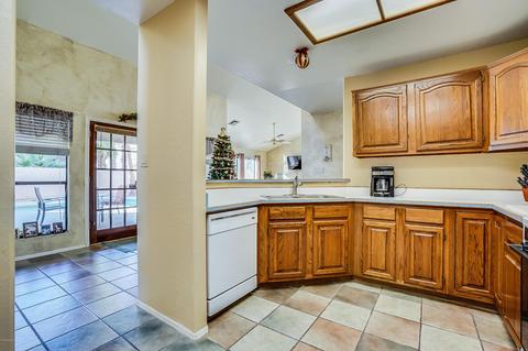 16024 S 39th Pl, Phoenix, AZ 85048 photo 8