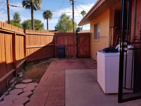 2533 N 48th Pl, Phoenix, AZ 85008 photo 13