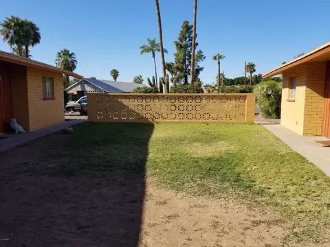 2533 N 48th Pl, Phoenix, AZ 85008 photo 4