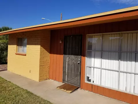 2533 N 48th Pl, Phoenix, AZ 85008 photo 9