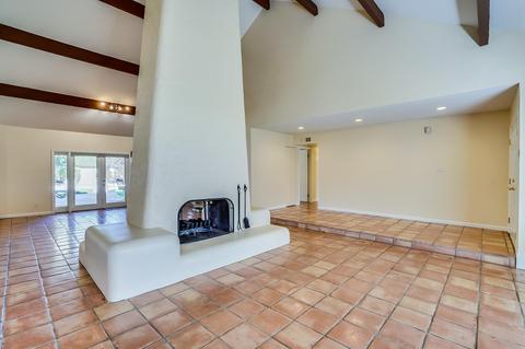 344 W Las Palmaritas Dr, Phoenix, AZ 85021 photo 8