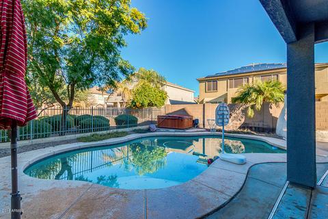 2538 E Ivanhoe Ct, Gilbert, AZ 85295 photo 2
