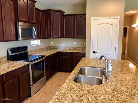 567 E Raven Ct, Gilbert, AZ 85297 photo 3