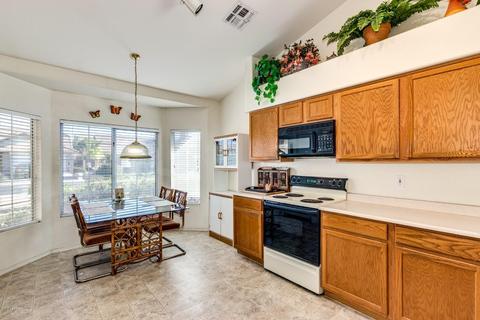 1244 S Corrine Dr, Gilbert, AZ 85296 photo 9