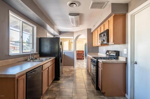 1625 E Berridge Ln, Phoenix, AZ 85016 photo 6