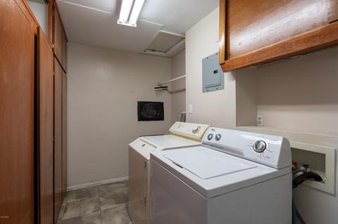 1625 E Berridge Ln, Phoenix, AZ 85016 photo 13