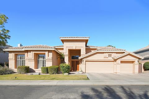 1502 E Silverwood Dr, Phoenix, AZ 85048 photo 1